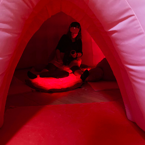 Sitting Womb Dome Tent | INTER/her Experience